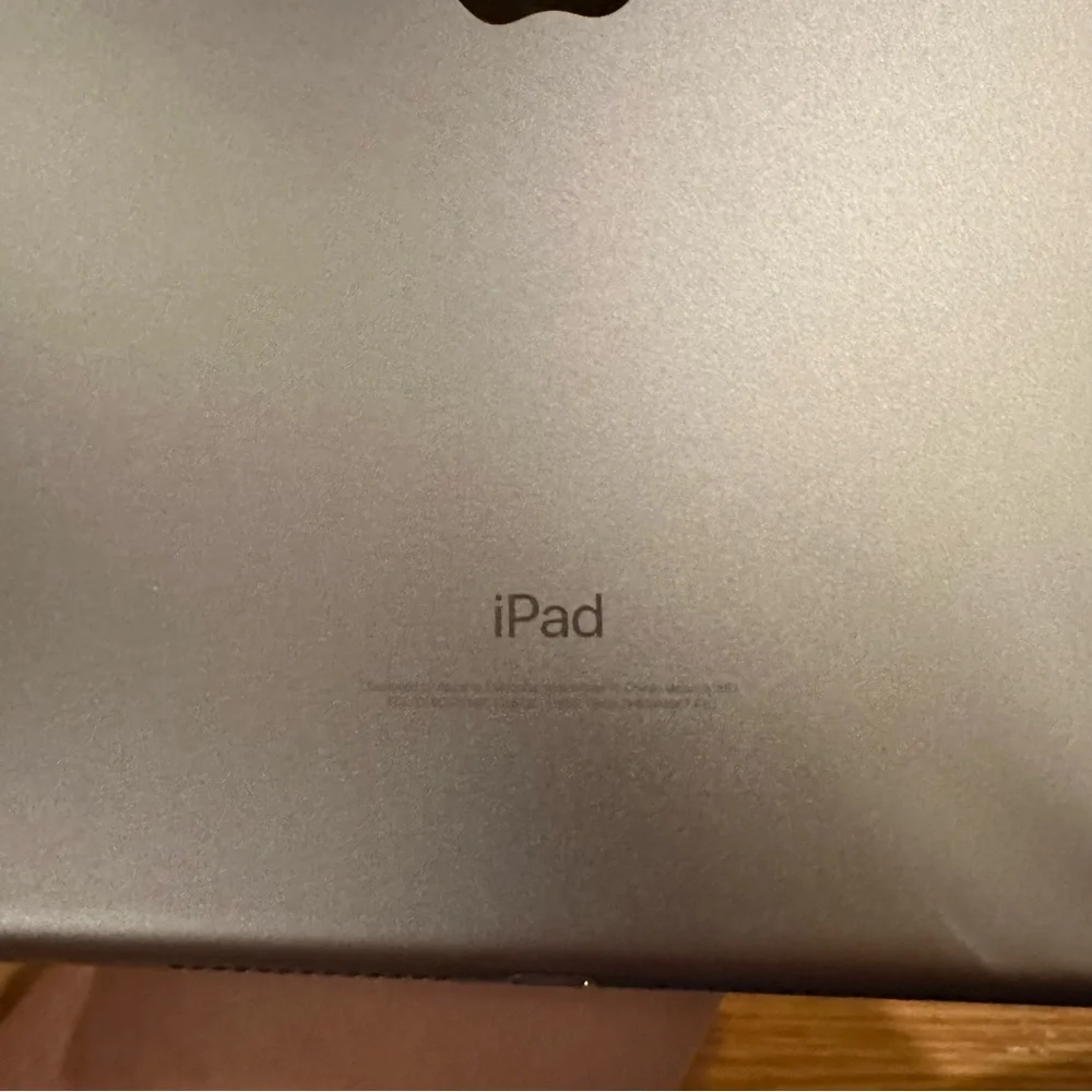Refurbished Apple iPad (2018) - Space Gray (Renewed)